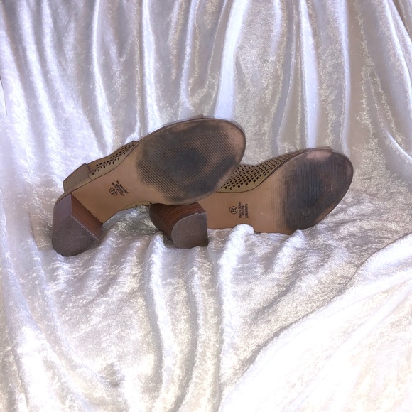 Open toe booties - Picture 7 of 8